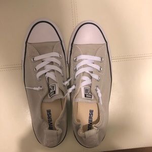 Converse khaki  size 8 women’s